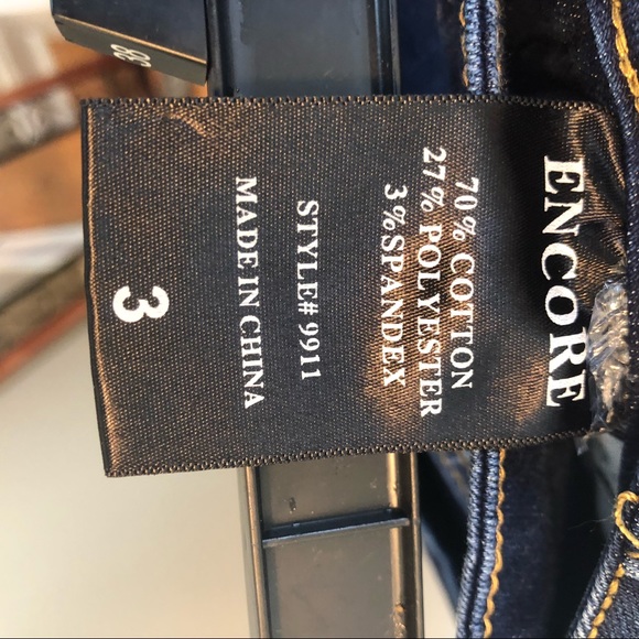 Encore jeans size 3 with cut outs - Picture 5 of 5